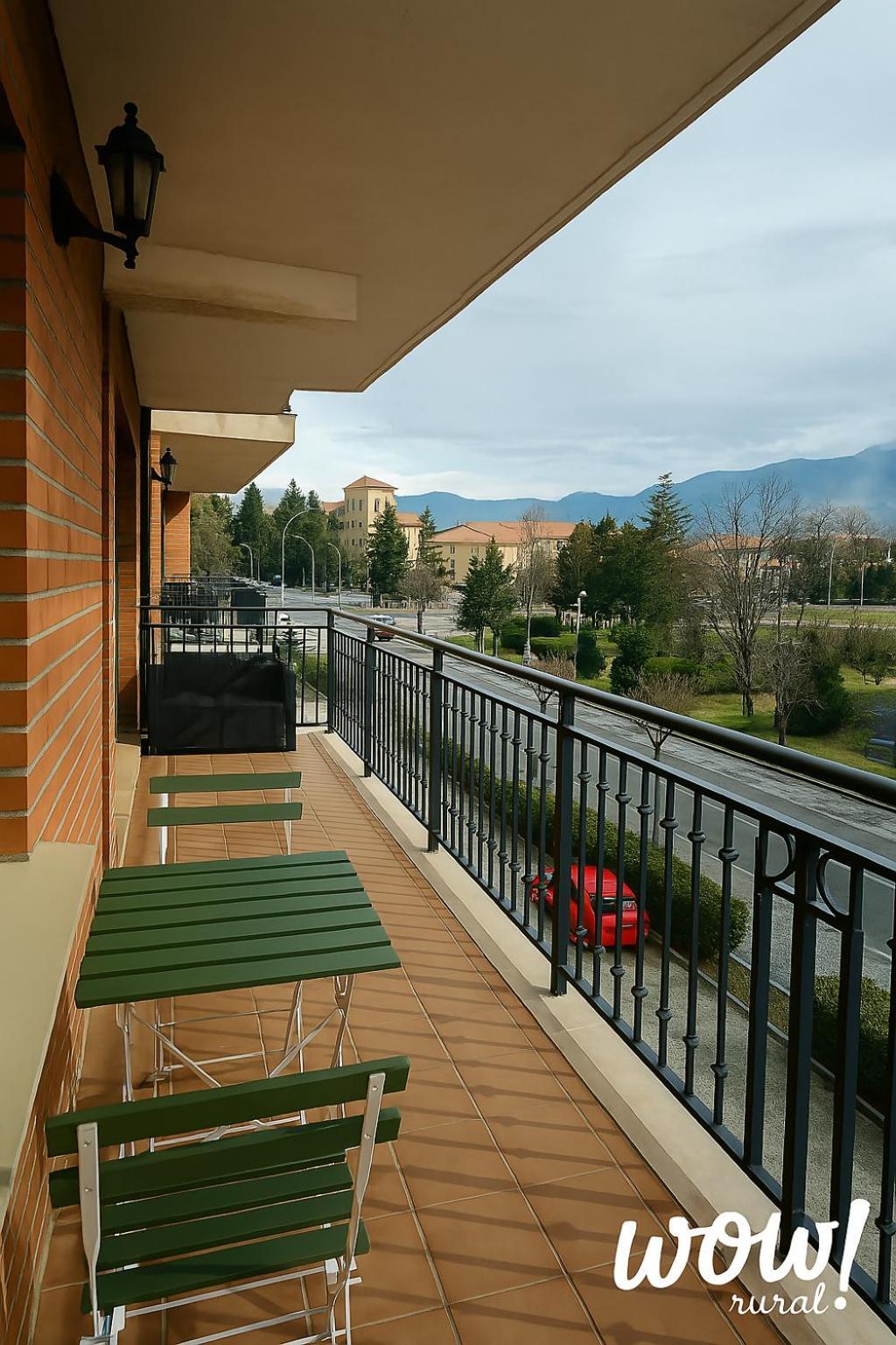Apartamento O Mon Sabiñánigo Екстериор снимка